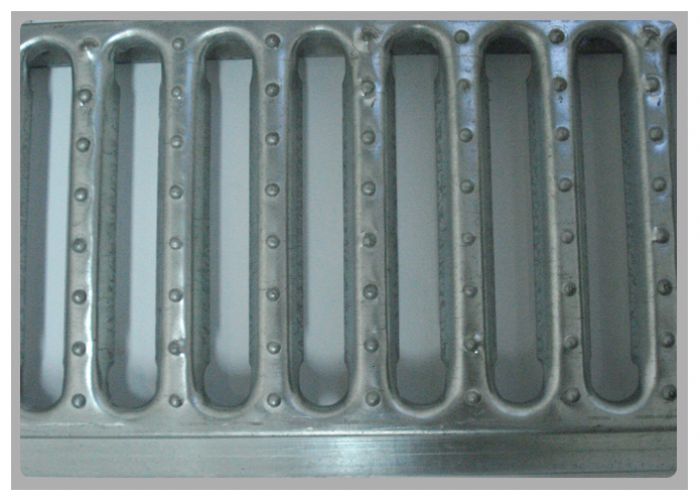 PISO METALICO PASO DE GATO 
